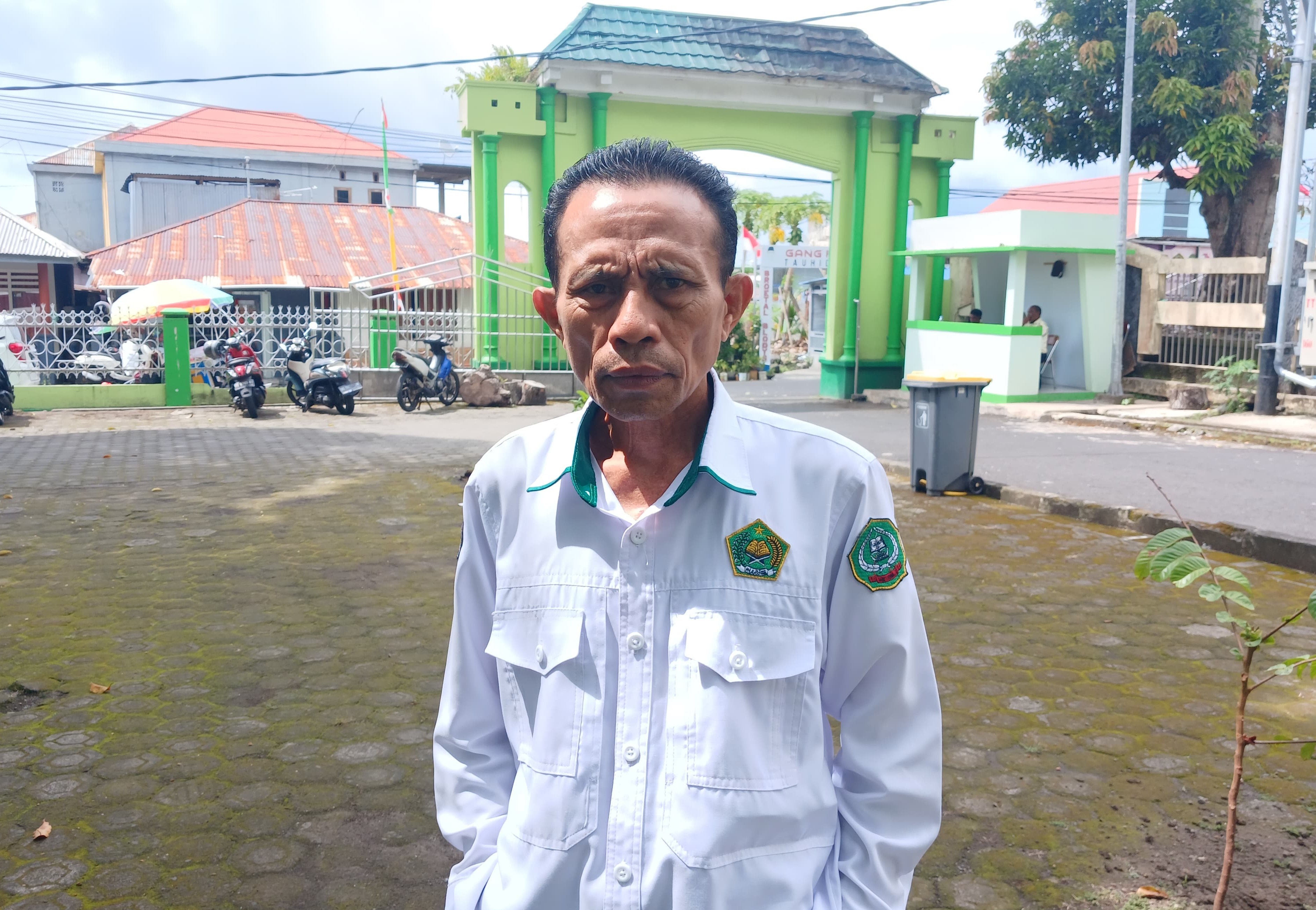 Jelang Purna Tugas, Staf Administrasi Fakultas Tarbiyah Lutfi Kasim Sampaikan Pesan untuk Tendik di IAIN Ternate