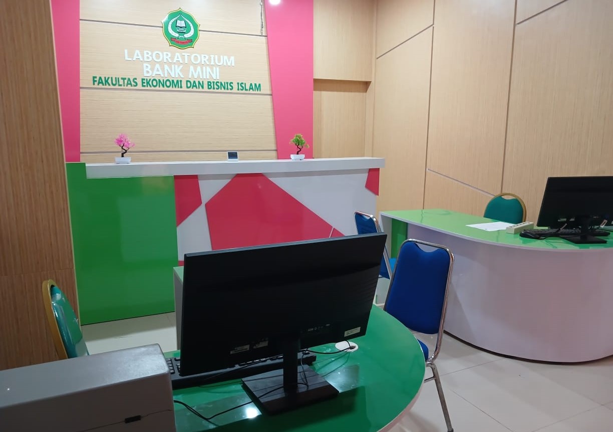 Wadek FEBI IAIN Ternate Dr Jasmin Sebut Mahasiswa FEBI Sudah Bisa Praktik di Bank Mini dan Laboratorium Komputer Saat  Jam Perkuliahan